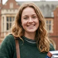 Sarah Thompson - Dechecker