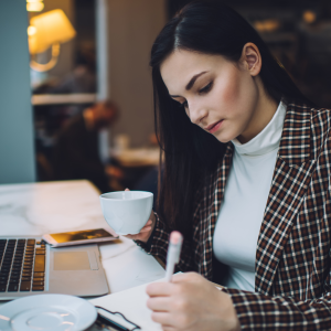 学术论文与研究报告 - Dechecker